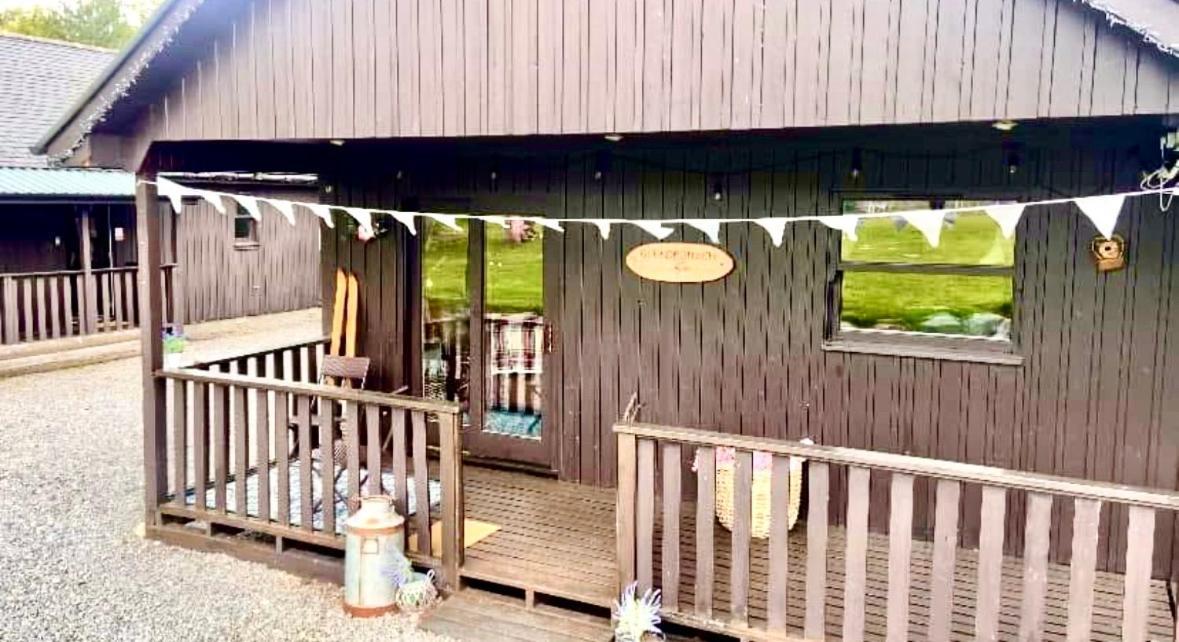 Braemar Lodge Cabins Not For Profit Экстерьер фото